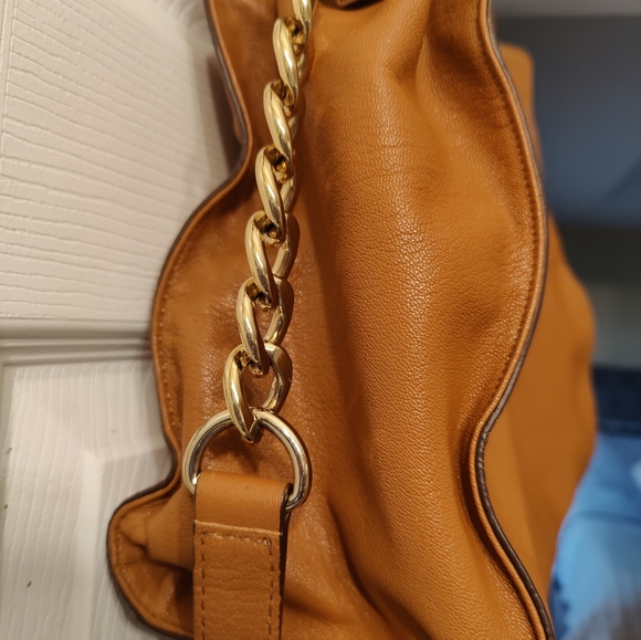 MK Michael Kors Hamilton Camel Brown Leather Large Tote - Picture 13 of 13